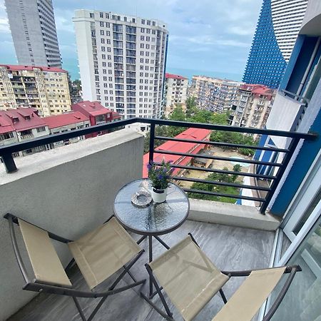 Pirosmani 18D, 12 Floor Apartment Batumi Bagian luar foto