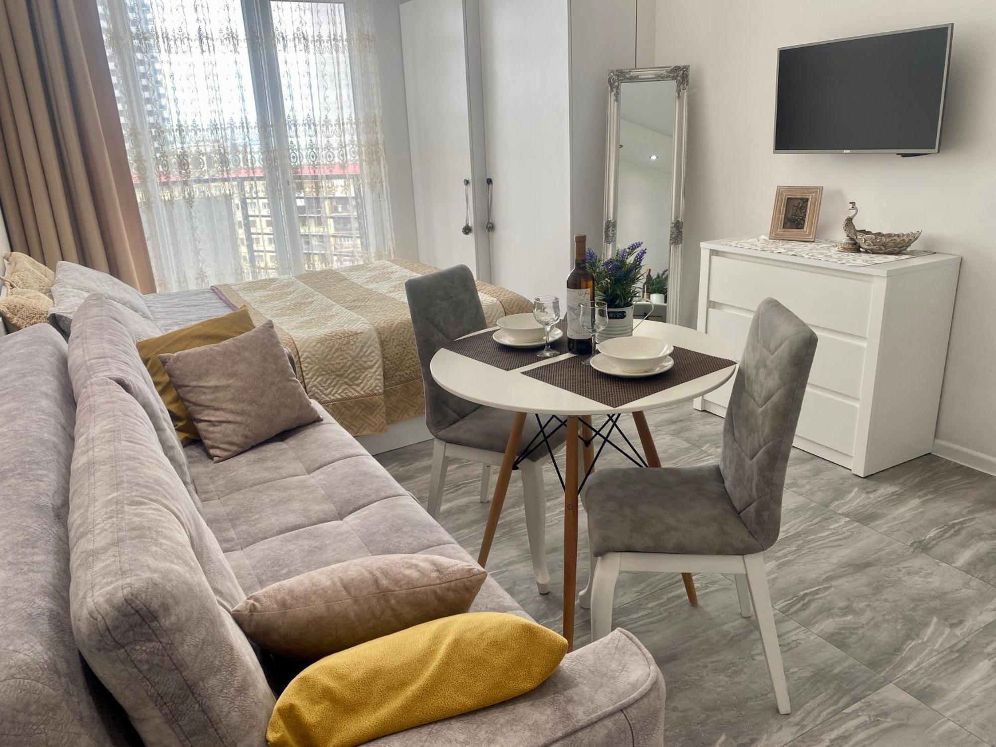 Pirosmani 18D, 12 Floor Apartment Batumi Bagian luar foto